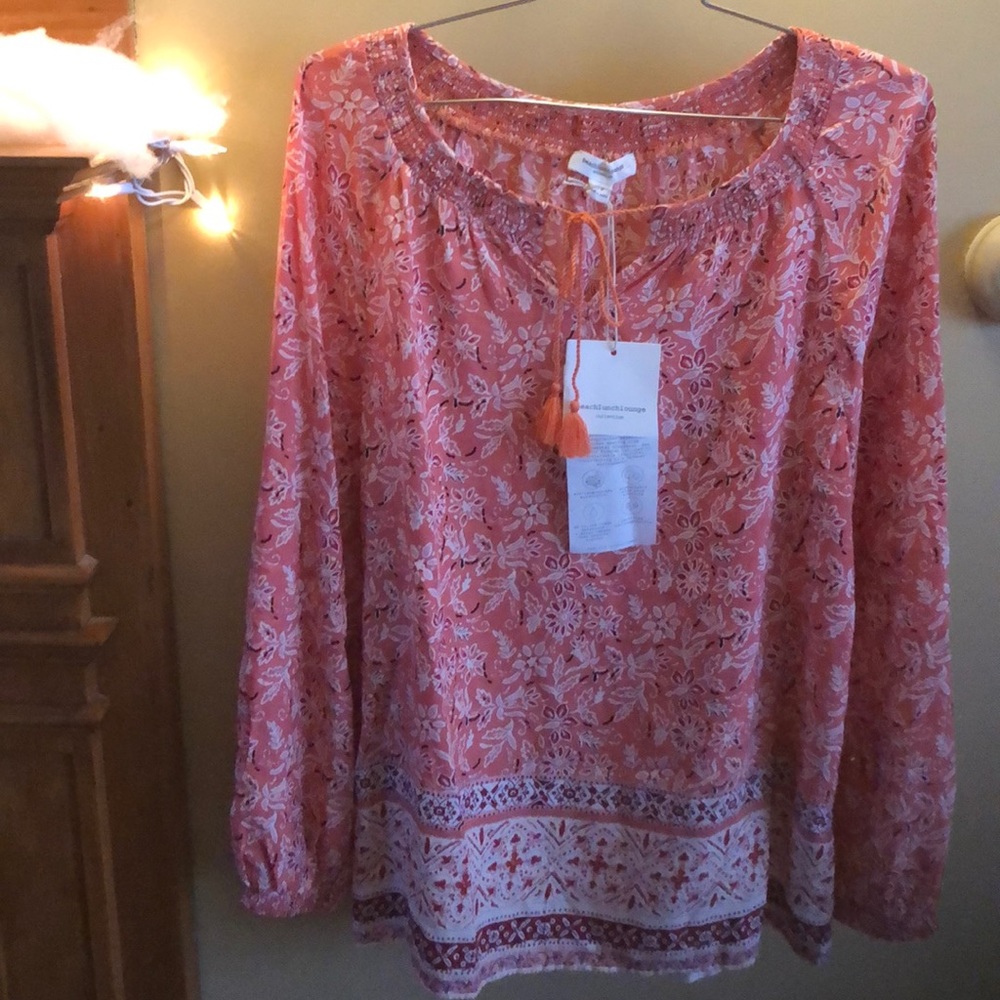 Women’s Blouse